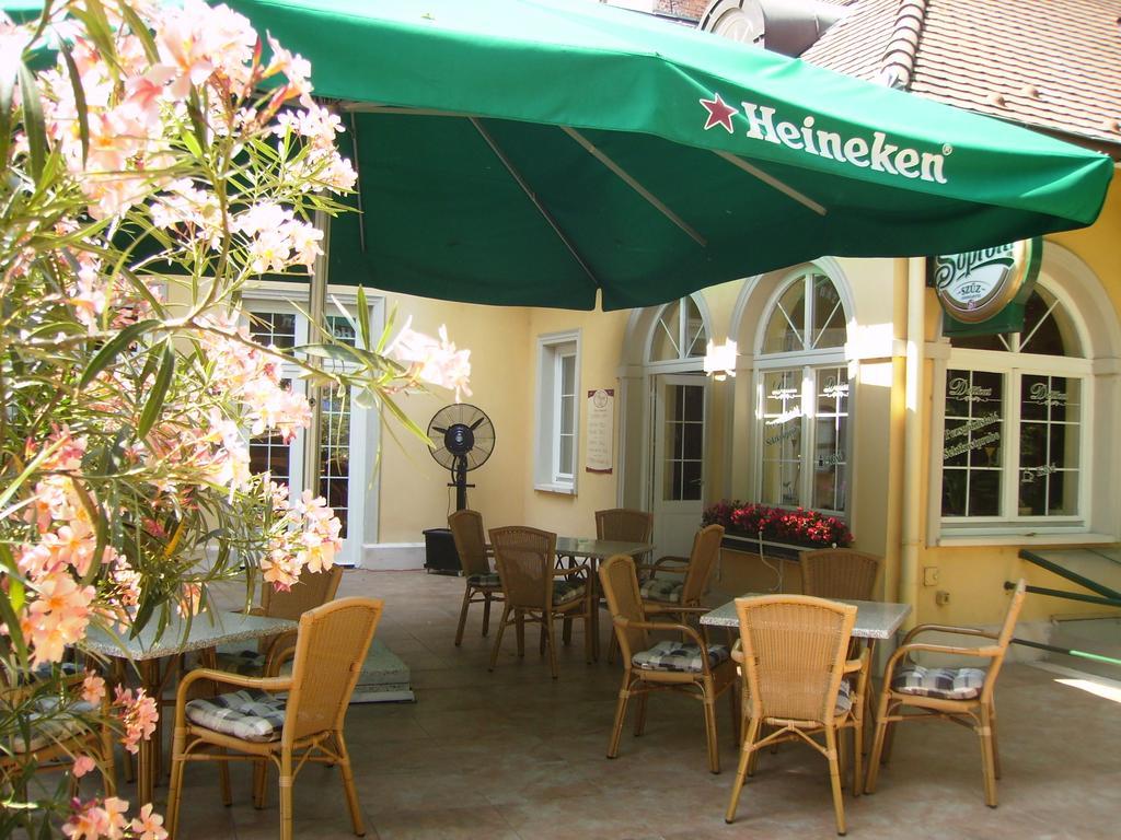 Fueredi Haz Apartman Apartment Sopron Bagian luar foto