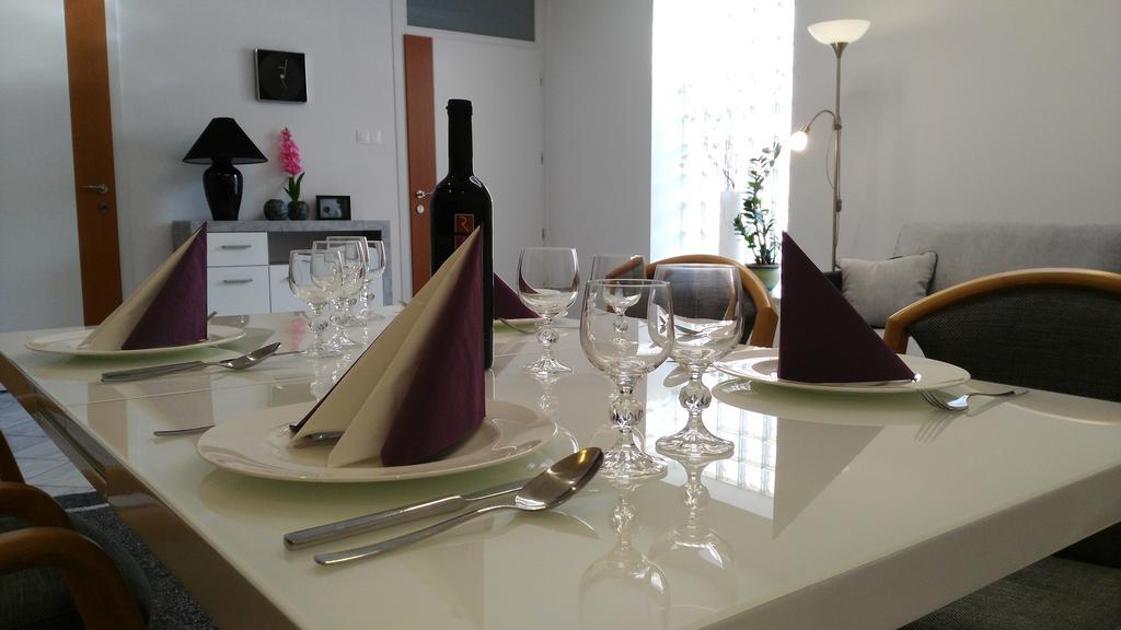 Fueredi Haz Apartman Apartment Sopron Bagian luar foto